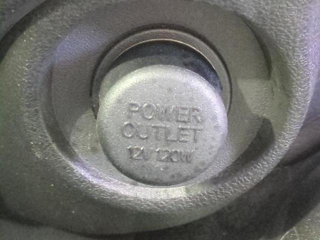 ジューク 15RXタイプV 新品タイヤ/保証書/純正 SDナビ/ヘッドランプ LED/USBジャック/ETC/EBD付ABS/バックモニター/フルセグTV/エアバッグ 運転席/エアバッグ 助手席/衝突安全ボディ バックカメラ(32枚目)