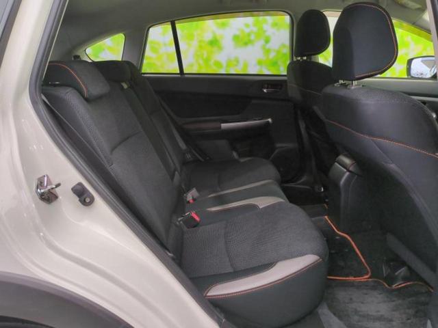 ＸＶ ４ＷＤ２．０ｉ－Ｌアイサイト　保証書／純正　ＳＤナビ／衝突安全装置／車線逸脱防止支援システム／ヘッドランプ　ＬＥＤ／ＥＴＣ／ＥＢＤ付ＡＢＳ／横滑り防止装置／アイドリングストップ／フルセグＴＶ／エアバッグ　運転席　ＬＥＤヘッドランプ（6枚目）