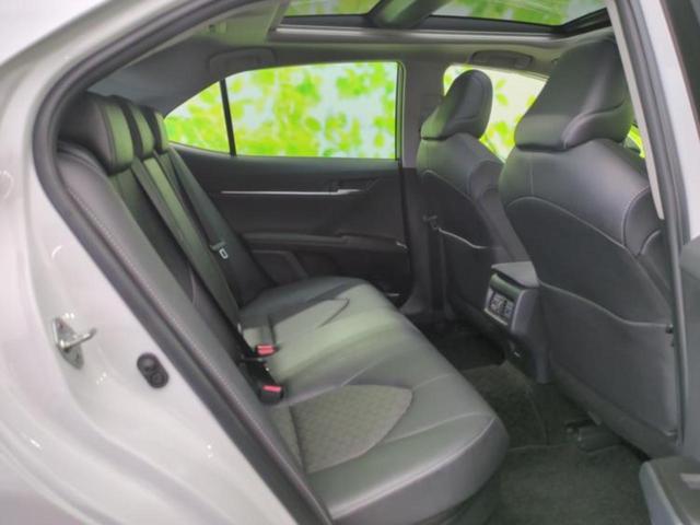 カムリ WSレザーパッケージ サンルーフ/JBL/保証書/ディスプレイオーディオ+ナビ8インチ/衝突安全装置/シートヒーター 前席/車線逸脱防止支援システム/シート フルレザー/ドライブレコーダー 前後 革シート バックカメラ(6枚目)