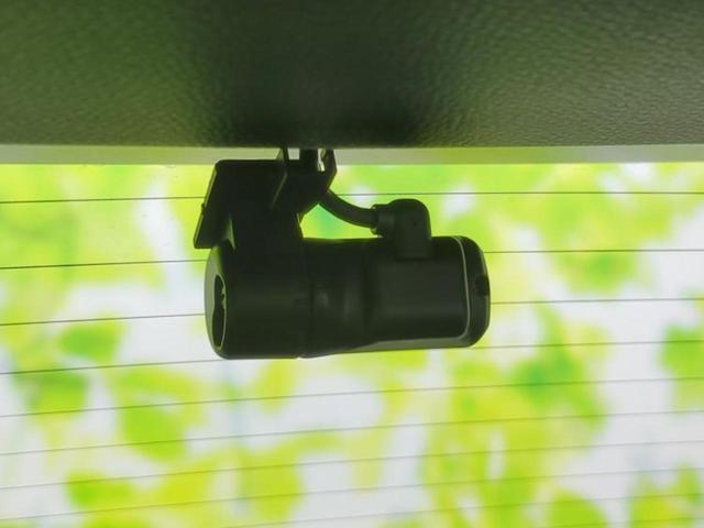 ＷＥＣＡＲＳの展示場では実際に見て、触ってお車をお選びいただけます！知識の豊富な営業スタッフが様々なカーライフをご提案いたします！