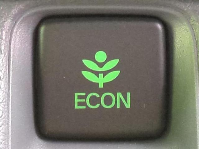 車選びにはお悩みがつきものです！具体的な購入までは検討していないけど車は気になるというお客様も大歓迎です！是非中古車購入の第一歩のお手伝いをさせてください！