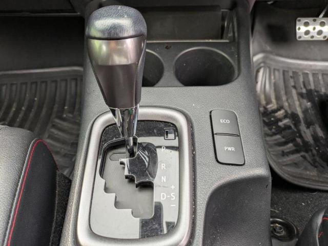 お車に合わせて無料保証以外にも、保証範囲、期間、距離を拡充させた有料保証もご用意しております！中古車の購入が初めてで不安・・・というお客様もご安心ください！