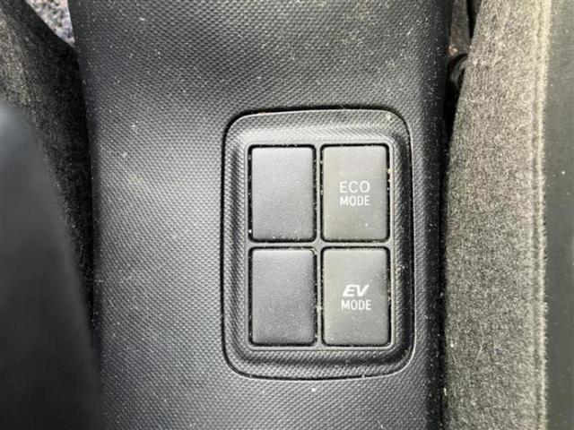 アクア Gブラックソフトレザーセレクション 純正 SDナビ/シート 合皮/Bluetooth接続/ETC/EBD付ABS/横滑り防止装置/アイドリングストップ/バックモニター/フルセグTV/DVD/禁煙車/エアバッグ 運転席/エアバッグ 助手席(15枚目)