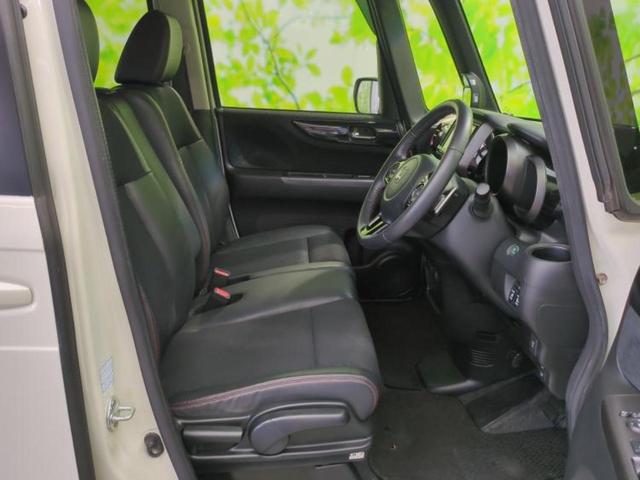 N-BOXカスタム G・ターボLパッケージ2トーンカラースタイル 新品タイヤ/保証書/社外 ナビ/シティーブレーキアクティブシステム(ホンダ)/両側電動スライドドア/ヘッドランプ HID/ETC/EBD付ABS/横滑り防止装置/クルーズコントロール バックカメラ(5枚目)