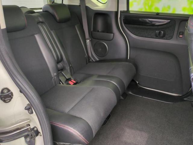 N-BOXカスタム G・ターボLパッケージ2トーンカラースタイル 新品タイヤ/保証書/社外 ナビ/シティーブレーキアクティブシステム(ホンダ)/両側電動スライドドア/ヘッドランプ HID/ETC/EBD付ABS/横滑り防止装置/クルーズコントロール バックカメラ(6枚目)