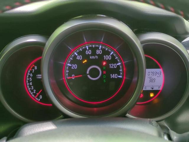 N-BOXカスタム G・ターボLパッケージ2トーンカラースタイル 新品タイヤ/保証書/社外 ナビ/シティーブレーキアクティブシステム(ホンダ)/両側電動スライドドア/ヘッドランプ HID/ETC/EBD付ABS/横滑り防止装置/クルーズコントロール バックカメラ(13枚目)