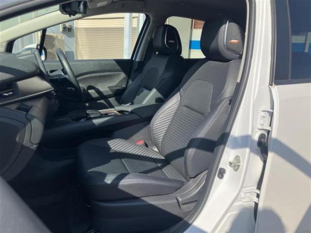 オーラ Ｇレザーエディション　ＢＯＳＥ／保証書／純正　ＳＤナビ／インテリジェントルームミラー／衝突安全装置／全方位モニター／車線逸脱防止支援システム／シート　合皮／ヘッドランプ　ＬＥＤ／ＥＴＣ／ＥＢＤ付ＡＢＳ／横滑り防止装置（6枚目）