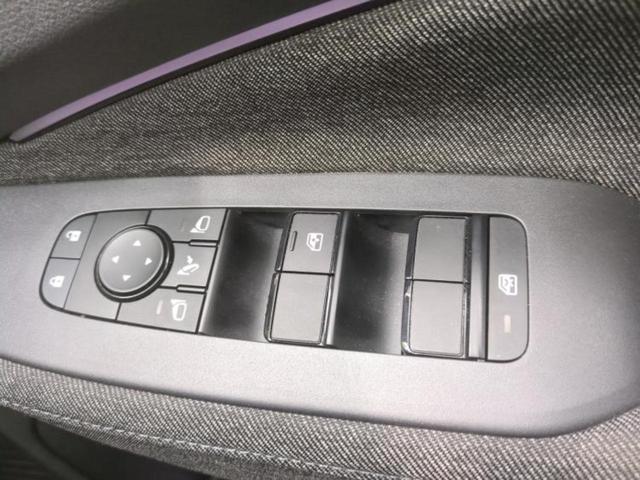 オーラ Ｇレザーエディション　ＢＯＳＥ／保証書／純正　ＳＤナビ／インテリジェントルームミラー／衝突安全装置／全方位モニター／車線逸脱防止支援システム／シート　合皮／ヘッドランプ　ＬＥＤ／ＥＴＣ／ＥＢＤ付ＡＢＳ／横滑り防止装置（17枚目）