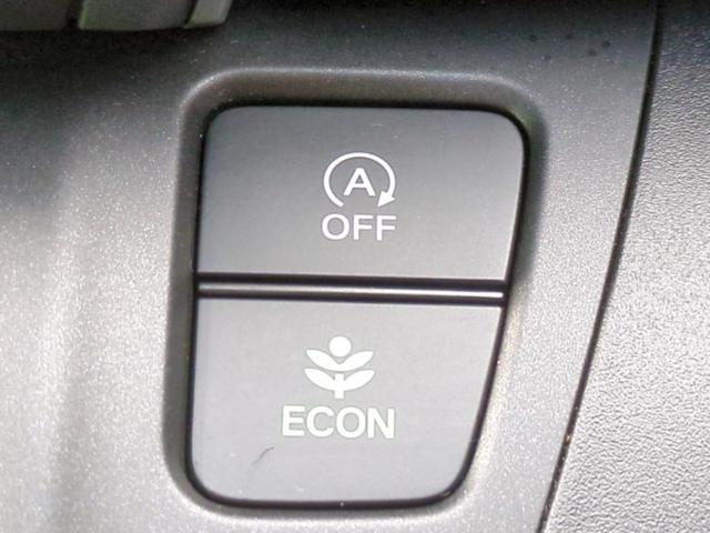 フリード Ｇブラックスタイル　新品タイヤ／保証書／純正　９インチ　メモリーナビ／ホンダセンシング／両側電動スライドドア／シートヒーター　前席／車線逸脱防止支援システム／パーキングアシスト　バックガイド　衝突被害軽減システム　禁煙車（34枚目）