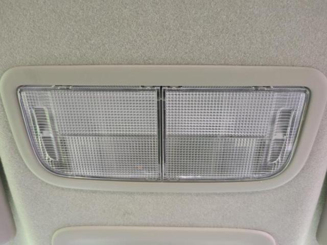 フリード Ｇブラックスタイル　新品タイヤ／保証書／純正　９インチ　メモリーナビ／ホンダセンシング／両側電動スライドドア／シートヒーター　前席／車線逸脱防止支援システム／パーキングアシスト　バックガイド　衝突被害軽減システム　禁煙車（40枚目）