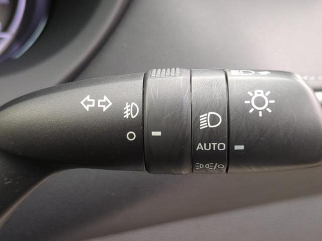 国産車から輸入車まで多様なお客様のニーズのお応えできるように、全国規模で豊富な在庫展開！車のことならＷＥＣＡＲＳへ！