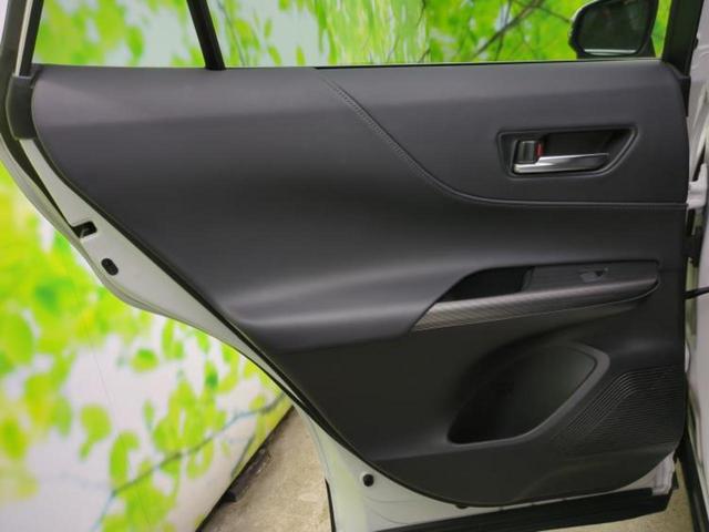 ＷＥＣＡＲＳでは各商談席に大型モニターをご用意しております！見やすい大画面でゆったりと全国の在庫をご覧いただけます！是非ご来店お待ちしております！