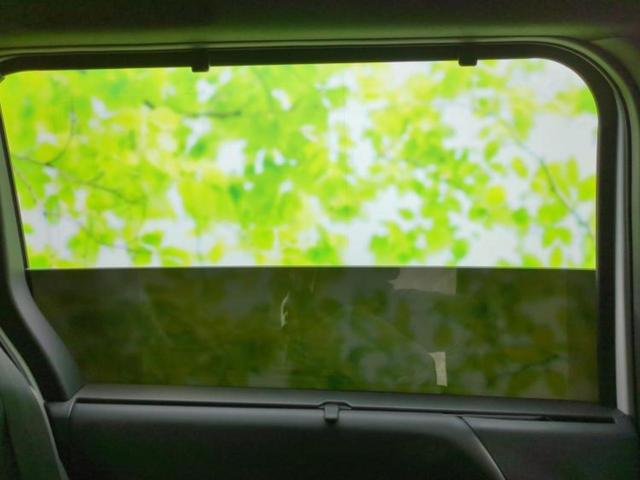 ヴォクシー ハイブリッドＳ－Ｚ　モデリスタエアロ／保証書／ディスプレイオーディオ＋ナビ１０．５インチ／フリップダウンモニター　純正　１３．２インチ／デジタルインナーミラー／トヨタセーフティセンス／両側電動スライドドア　フルエアロ（25枚目）