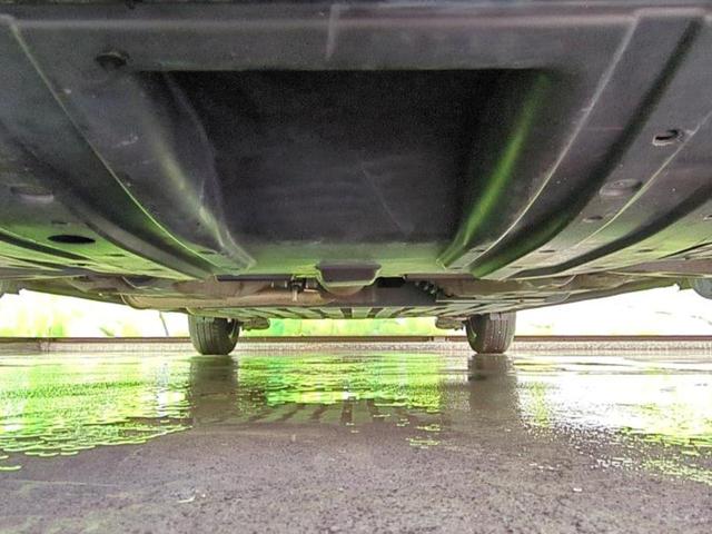 フィット １３Ｇ・スマートセレクションファインスタイル　保証書／社外　ＨＤＤナビ／ＥＴＣ／ＥＢＤ付ＡＢＳ／バックモニター／フルセグＴＶ／ＤＶＤ／禁煙車／エアバッグ　運転席／エアバッグ　助手席／パワーウインドウ／キーレスエントリー／オートエアコン　ＤＶＤ再生（46枚目）