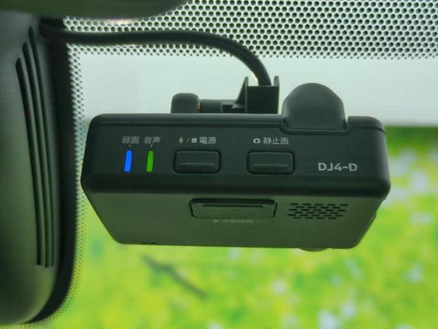 ＷＥＣＡＲＳの展示場では実際に見て、触ってお車をお選びいただけます！知識の豊富な営業スタッフが様々なカーライフをご提案いたします！