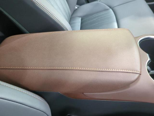 ハリアー Ｇ　保証書／純正　ＳＤナビ／デジタルインナーミラー／衝突安全装置／車線逸脱防止支援システム／シート　ハーフレザー／電動バックドア／ドライブレコーダー　純正／ヘッドランプ　ＬＥＤ／ＵＳＢジャック　電動シート（41枚目）