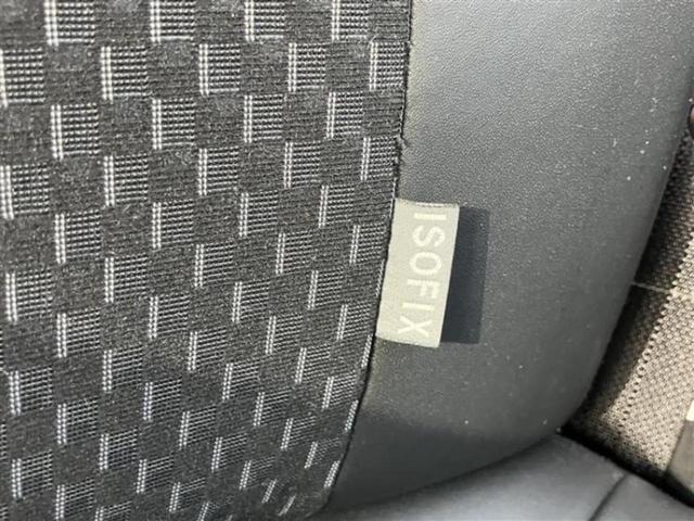 アクア クロスオーバー　新品タイヤ／保証書／純正　９インチ　ＳＤナビ／衝突安全装置／車線逸脱防止支援システム／シート　ハーフレザー／ヘッドランプ　ＬＥＤ／Ｂｌｕｅｔｏｏｔｈ接続／ＥＴＣ／ＥＢＤ付ＡＢＳ／横滑り防止装置（13枚目）