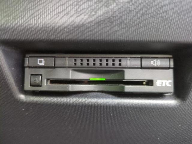 アクア クロスオーバー　新品タイヤ／保証書／純正　９インチ　ＳＤナビ／衝突安全装置／車線逸脱防止支援システム／シート　ハーフレザー／ヘッドランプ　ＬＥＤ／Ｂｌｕｅｔｏｏｔｈ接続／ＥＴＣ／ＥＢＤ付ＡＢＳ／横滑り防止装置（18枚目）