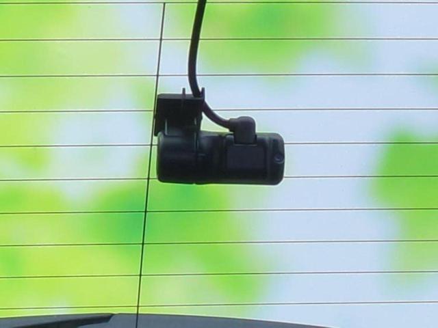 ＣＸ－６０ ４ＷＤ　ＸＤハイブリッドプレミアムスポーツ　新品タイヤ／サンルーフ／ＢＯＳＥ／保証書／純正　ＳＤナビ／衝突安全装置／エアーシート　前席／全方位モニター／車線逸脱防止支援システム／シート　フルレザー／電動バックドア／ドライブレコーダー　前後（14枚目）