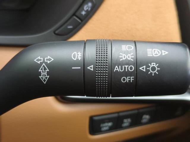 ＣＸ－６０ ４ＷＤ　ＸＤハイブリッドプレミアムスポーツ　新品タイヤ／サンルーフ／ＢＯＳＥ／保証書／純正　ＳＤナビ／衝突安全装置／エアーシート　前席／全方位モニター／車線逸脱防止支援システム／シート　フルレザー／電動バックドア／ドライブレコーダー　前後（17枚目）