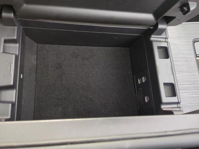 ＣＸ－６０ ４ＷＤ　ＸＤハイブリッドプレミアムスポーツ　新品タイヤ／サンルーフ／ＢＯＳＥ／保証書／純正　ＳＤナビ／衝突安全装置／エアーシート　前席／全方位モニター／車線逸脱防止支援システム／シート　フルレザー／電動バックドア／ドライブレコーダー　前後（46枚目）