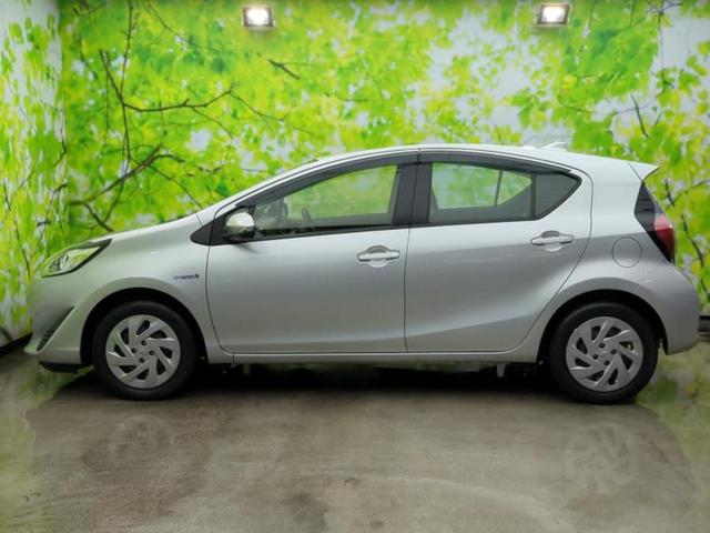 アクア Ｌ　新品タイヤ／保証書／社外　ＳＤナビ／トヨタセーフティセンス／ＥＴＣ／ＥＢＤ付ＡＢＳ／横滑り防止装置／アイドリングストップ／フルセグＴＶ／禁煙車／エアバッグ　運転席／エアバッグ　助手席／衝突安全ボディ（2枚目）