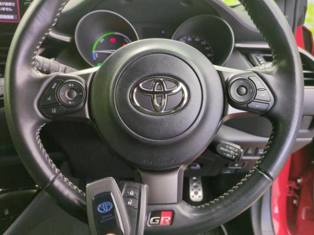 Ｃ－ＨＲ Ｓ　ＧＲスポーツ　保証書／ディスプレイオーディオ／衝突安全装置／車線逸脱防止支援システム／ヘッドランプ　ＬＥＤ／ＥＴＣ／ＥＢＤ付ＡＢＳ／横滑り防止装置／アイドリングストップ／フルセグＴＶ／エアバッグ　運転席（13枚目）