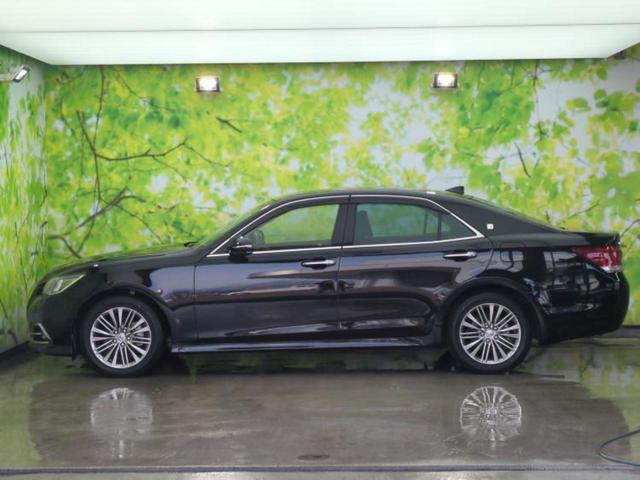 クラウン ロイヤルサルーンＧ　保証書／純正　ＳＤナビ／Ｂｌｕｅｔｏｏｔｈ接続／ＥＴＣ／ＥＢＤ付ＡＢＳ／横滑り防止装置／アイドリングストップ／クルーズコントロール／バックモニター／フルセグＴＶ／ＤＶＤ／エアバッグ　運転席　電動シート（2枚目）