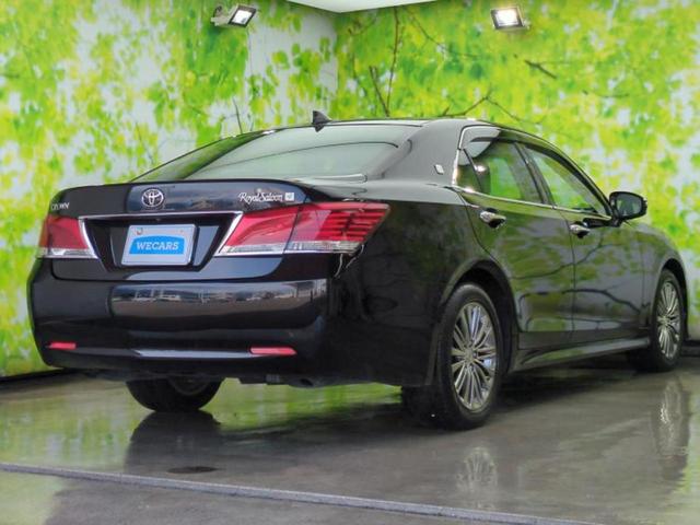 クラウン ロイヤルサルーンＧ　保証書／純正　ＳＤナビ／Ｂｌｕｅｔｏｏｔｈ接続／ＥＴＣ／ＥＢＤ付ＡＢＳ／横滑り防止装置／アイドリングストップ／クルーズコントロール／バックモニター／フルセグＴＶ／ＤＶＤ／エアバッグ　運転席　電動シート（3枚目）