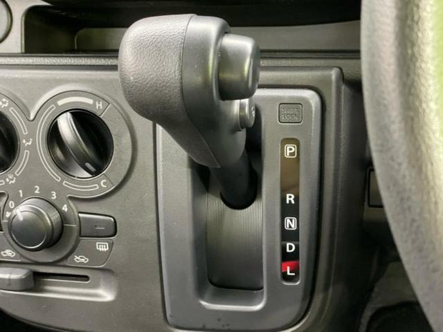 キャロル ＧＬ　保証書／アイアクティブセンス（マツダ）／シートヒーター　運転席／車線逸脱防止支援システム／ＥＢＤ付ＡＢＳ／横滑り防止装置／アイドリングストップ／エアバッグ　サイド／衝突安全ボディ／パワーウインドウ（13枚目）