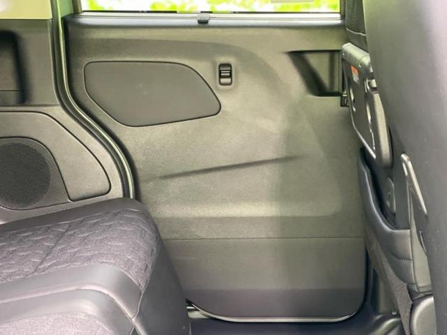 デリカミニ ４ＷＤ　Ｔプレミアム　保証書／純正　９インチ　ＳＤナビ／デジタルルームミラー／イーアシスト（ミツビシ）／両側電動スライドドア／シートヒーター　前席／全方位モニター／車線逸脱防止支援システム／シート　ハーフレザー　ターボ（25枚目）