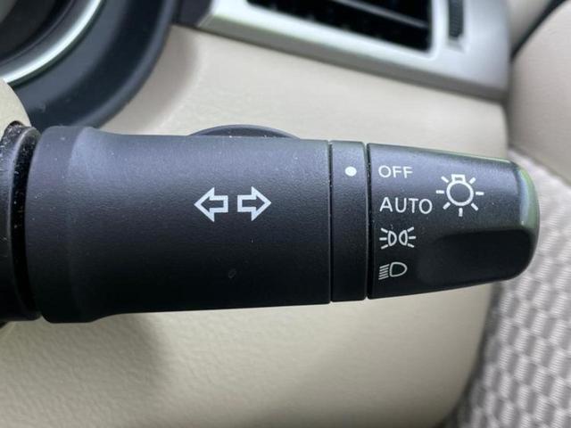 ティーダ 15M SVプラスプラズマ 社外 SDナビ/シート ハーフレザー/ETC/EBD付ABS/ワンセグTV/衝突安全ボディ/パワーウインドウ/インテリジェントキー/オートエアコン/パワーステアリング/オートライト/盗難防止システム(15枚目)