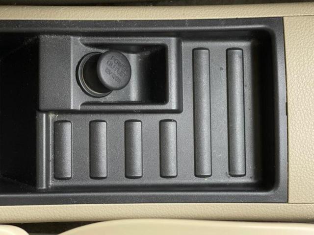 ティーダ 15M SVプラスプラズマ 社外 SDナビ/シート ハーフレザー/ETC/EBD付ABS/ワンセグTV/衝突安全ボディ/パワーウインドウ/インテリジェントキー/オートエアコン/パワーステアリング/オートライト/盗難防止システム(34枚目)