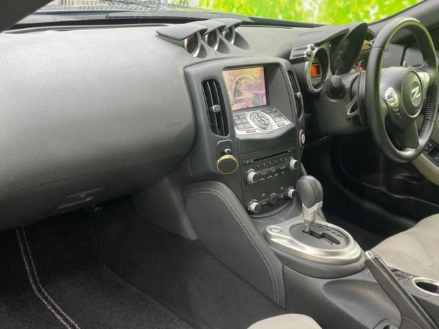 フェアレディZ バージョンST BOSE/保証書/純正 HDDナビ/シートヒーター 前席/シート ハーフレザー/ドライブレコーダー 前後/ヘッドランプ HID/USBジャック/Bluetooth接続/ETC/EBD付ABS ドラレコ(7枚目)