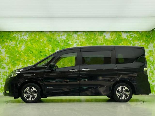 セレナ eパワーハイウェイスターV 純正 10インチ メモリーナビ/エマージェンシーブレーキ/両側電動スライドドア/アラウンドビューモニター/車線逸脱防止支援システム/プロパイロット/パーキングアシスト 自動操舵 衝突被害軽減システム(2枚目)