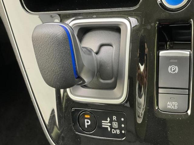 セレナ eパワーハイウェイスターV 純正 10インチ メモリーナビ/エマージェンシーブレーキ/両側電動スライドドア/アラウンドビューモニター/車線逸脱防止支援システム/プロパイロット/パーキングアシスト 自動操舵 衝突被害軽減システム(15枚目)