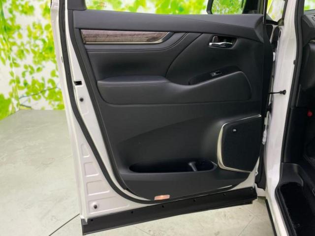 アルファードハイブリッド 4WDエグゼクティブラウンジS 新品タイヤ/サンルーフ/モデリスタエアロ/JBL/保証書/純正 11インチ メモリーナビ/フリップダウンモニター 純正 12.8インチ/デジタルインナーミラー/トヨタセーフティセンス 革シート 4WD(23枚目)