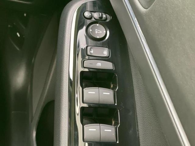 ヴェゼル eHEV Z 保証書/純正 9インチ ナビ/ホンダセンシング/シートヒーター 運転席/車線逸脱防止支援システム/シート ハーフレザー/電動バックドア/ヘッドランプ LED/USBジャック/Bluetooth接続(29枚目)