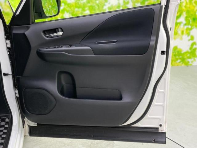 セレナ ハイウェイスターＶ　新品タイヤ／保証書／純正　１０インチ　ＳＤナビ／フリップダウンモニター　純正　１１インチ／インテリジェントルームミラー／エマージェンシーブレーキ／両側電動スライドドア／アラウンドビューモニター　禁煙車（22枚目）