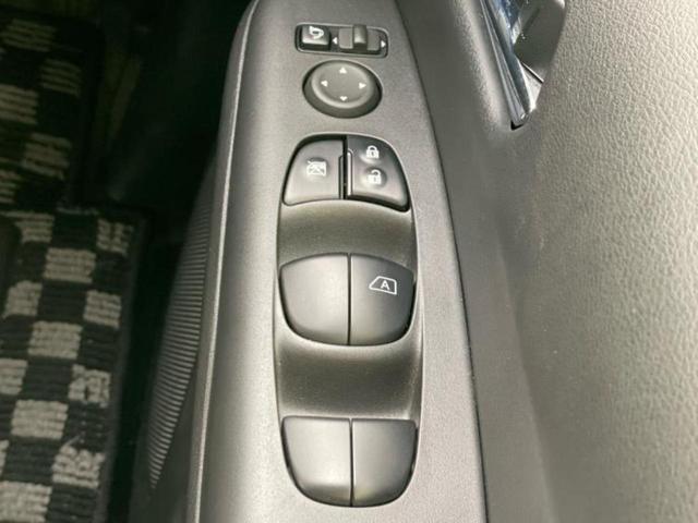 セレナ ハイウェイスターＶ　新品タイヤ／保証書／純正　１０インチ　ＳＤナビ／フリップダウンモニター　純正　１１インチ／インテリジェントルームミラー／エマージェンシーブレーキ／両側電動スライドドア／アラウンドビューモニター　禁煙車（29枚目）