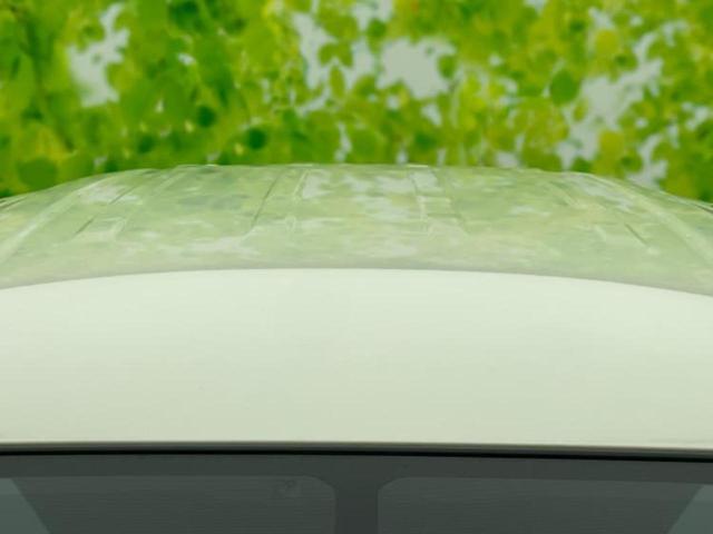 セレナ ハイウェイスターＶ　新品タイヤ／保証書／純正　１０インチ　ＳＤナビ／フリップダウンモニター　純正　１１インチ／インテリジェントルームミラー／エマージェンシーブレーキ／両側電動スライドドア／アラウンドビューモニター　禁煙車（50枚目）