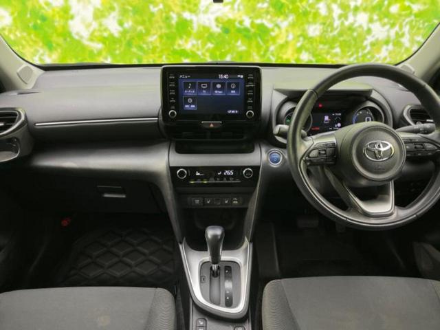 ヤリスクロス ハイブリッドＧ　新品タイヤ／保証書／ディスプレイオーディオ８インチ／トヨタセーフティセンス／シートヒーター　前席／パノラミックビューモニター／車線逸脱防止支援システム／ヘッドランプ　ＬＥＤ／ＵＳＢジャック　ＴＶ（42枚目）