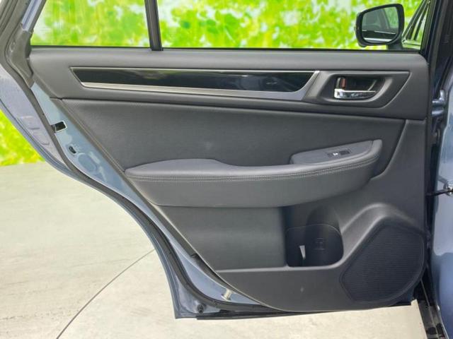 ＷＥＣＡＲＳでは各商談席に大型モニターをご用意しております！見やすい大画面でゆったりと全国の在庫をご覧いただけます！是非ご来店お待ちしております！