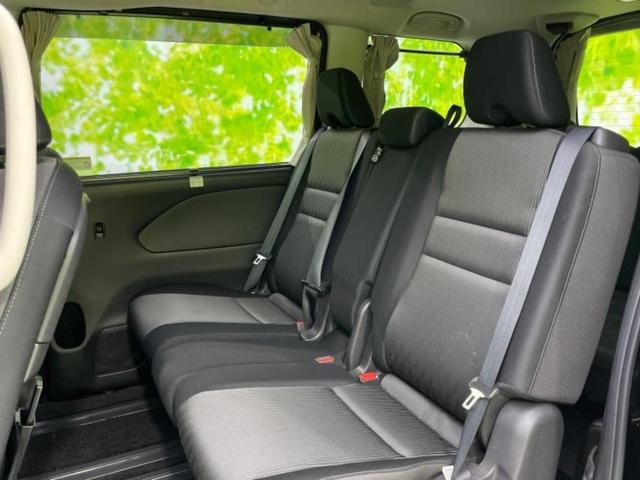 セレナ ハイウェイスターＶ　新品タイヤ／保証書／純正　９インチ　ＳＤナビ／フリップダウンモニター　純正　１１インチ／インテリジェントルームミラー／エマージェンシーブレーキ／両側電動スライドドア／シートヒーター　前席　全周囲カメラ（8枚目）