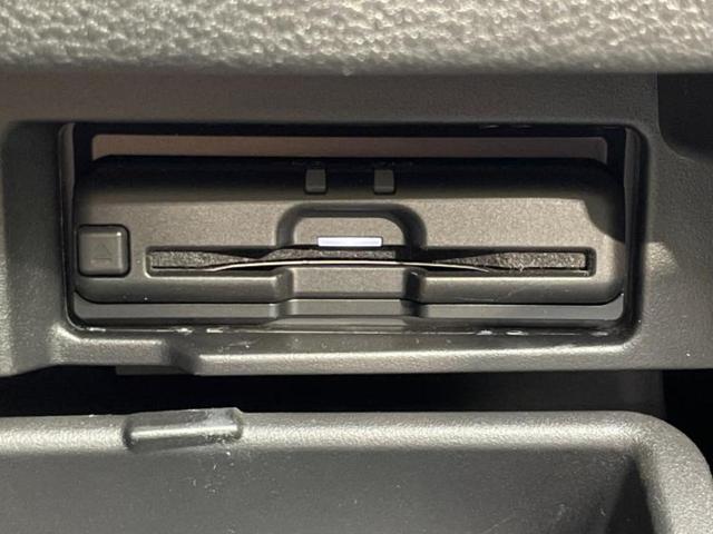 セレナ ハイウェイスターＶ　新品タイヤ／保証書／純正　９インチ　ＳＤナビ／フリップダウンモニター　純正　１１インチ／インテリジェントルームミラー／エマージェンシーブレーキ／両側電動スライドドア／シートヒーター　前席　全周囲カメラ（19枚目）