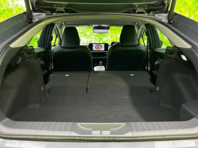 プリウス Ｚ　新品タイヤ／保証書／ディスプレイオーディオ１２．３インチ／デジタルインナーミラー／トヨタセーフティセンス／エアーシート　前席／パノラミックビューモニター／車線逸脱防止支援システム／シート　合皮　ＴＶ（21枚目）