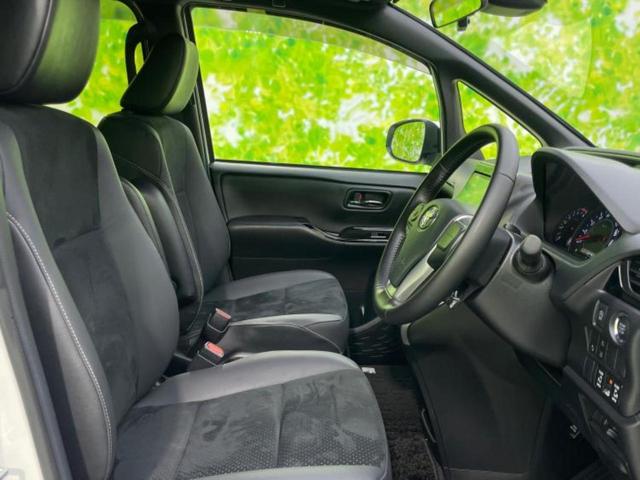 ヴォクシー ＺＳキラメキ３　新品タイヤ／保証書／純正　９インチ　ＳＤナビ／フリップダウンモニター　純正　１２．１インチ／トヨタセーフティセンス／両側電動スライドドア／車線逸脱防止支援システム／シート　ハーフレザー　バックカメラ（4枚目）