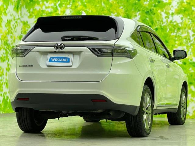 ハリアー プレミアム　ＪＢＬ／保証書／純正　８インチ　ＳＤナビ／車線逸脱防止支援システム／シート　ハーフレザー／電動バックドア／ヘッドランプ　ＬＥＤ／ＵＳＢジャック／Ｂｌｕｅｔｏｏｔｈ接続／ＥＴＣ／ＥＢＤ付ＡＢＳ（3枚目）