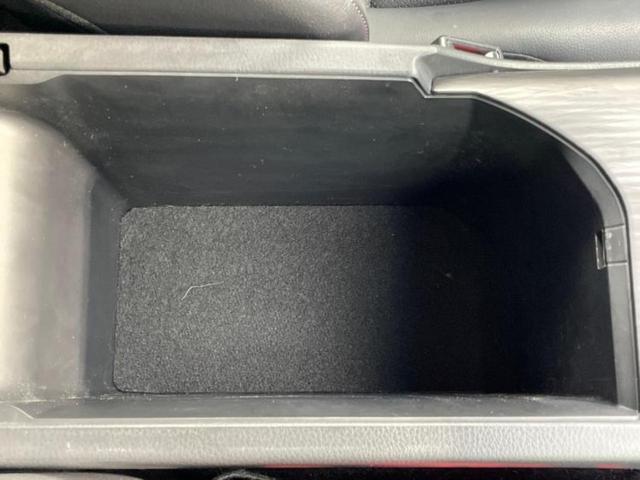 カムリ Ｇレザーパッケージ　ＪＢＬ／保証書／ディスプレイオーディオ＋ナビ９インチ／トヨタセーフティセンス／シートヒーター　前席／パノラミックビューモニター／車線逸脱防止支援システム／シート　フルレザー／電動バックドア　革シート（35枚目）