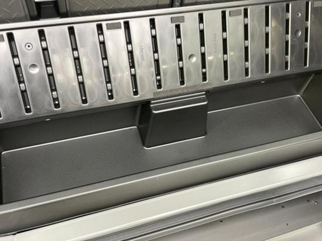 ジムニー ４ＷＤ　ＸＣ　新品タイヤ／保証書／社外　９インチ　ナビ／セーフティサポート（スズキ）／シートヒーター　前席／車線逸脱防止支援システム／ドライブレコーダー　前後／ヘッドランプ　ＬＥＤ／ＵＳＢジャック　ターボ　４ＷＤ（42枚目）